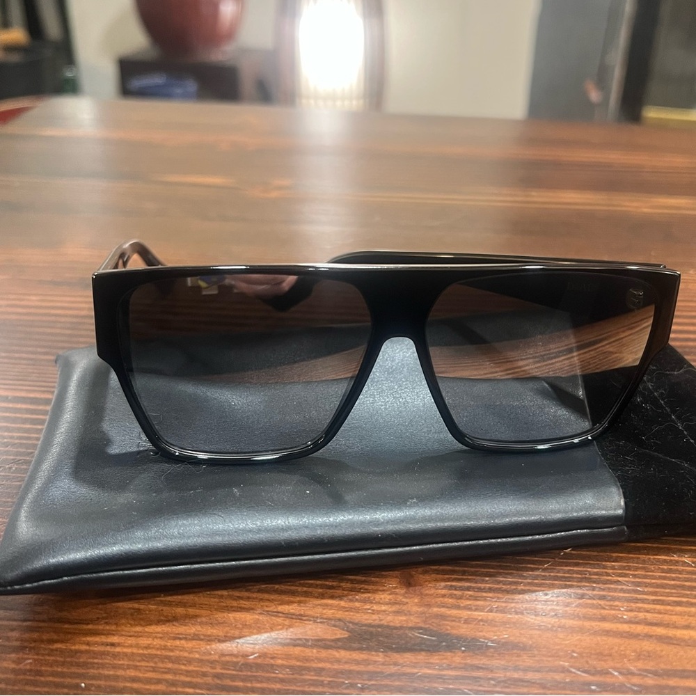 Dior Black Sunglasses - Picture 4 of 4